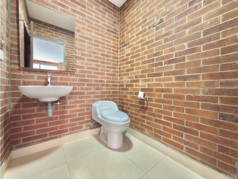 ARRIENDO OFICINA EN CASTROPOL, MEDELLÍN, ANTIOQUIA — foto 4