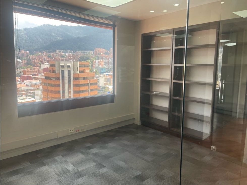 Arriendo oficina en chapinero cra 7 con 67 Bogotá — foto 2