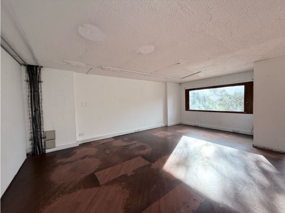 ARRIENDO | Oficina en Rosales sobre la séptima. - 2