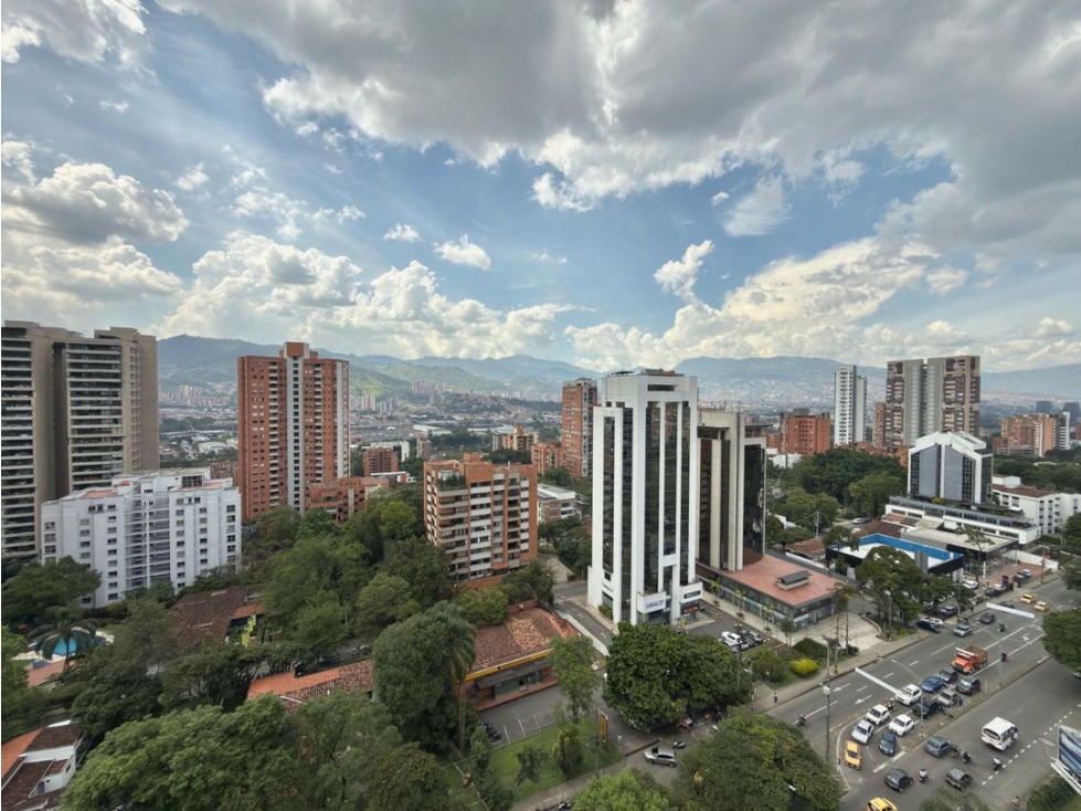 ARRIENDO OFICINA EN EL POBLADO, MEDELLÍN, ANTIOQUIA
