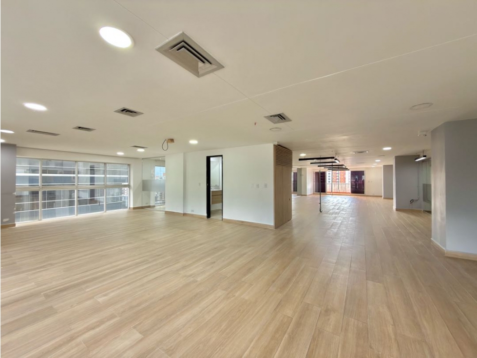 ARRIENDO OFICINA EN EL POBLADO, MEDELLÍN, ANTIOQUIA — foto 6