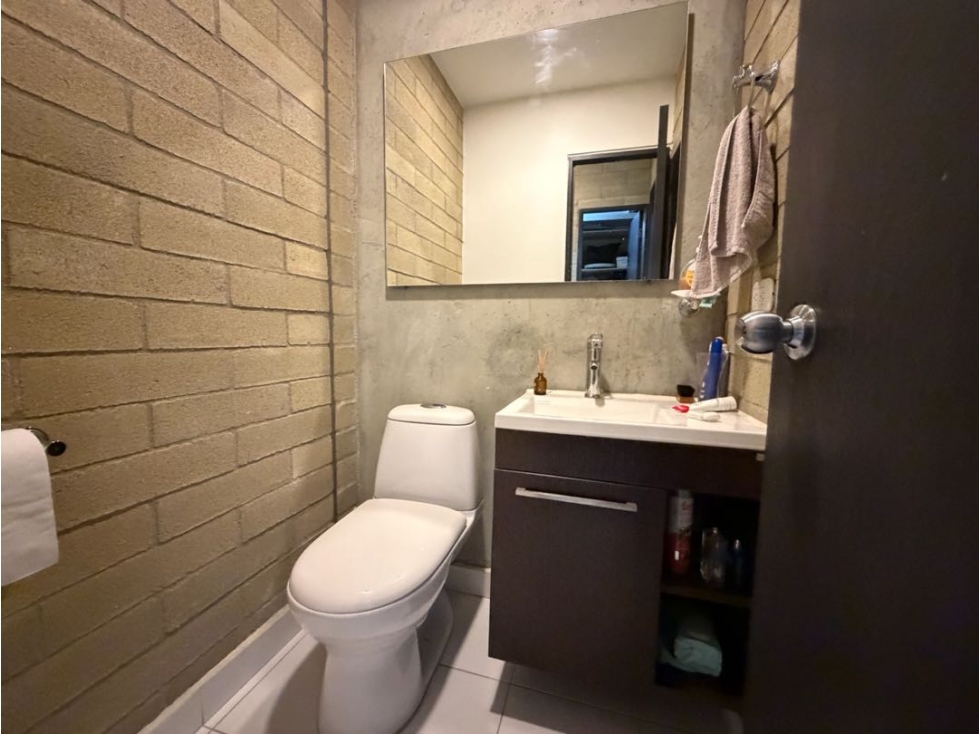 ARRIENDO OFICINA EN LA AGUACATALA — foto 5