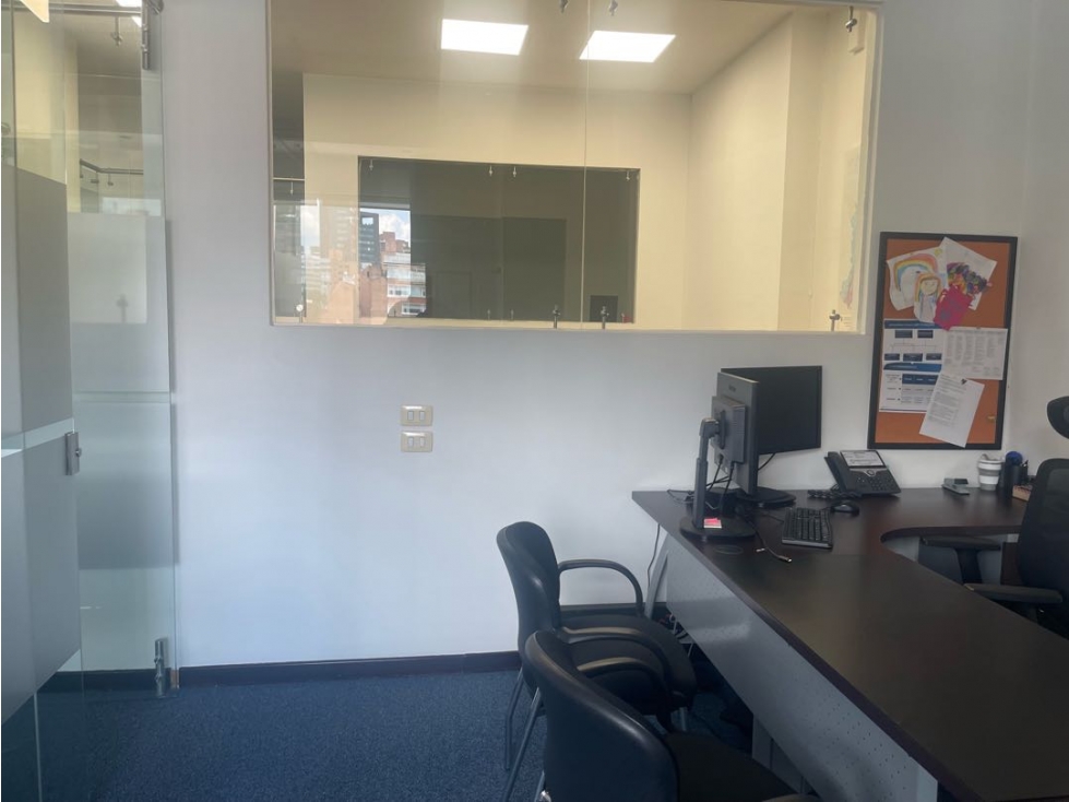 Arriendo oficina en la cra 7 con 67 chapinero Bogotá — foto 5