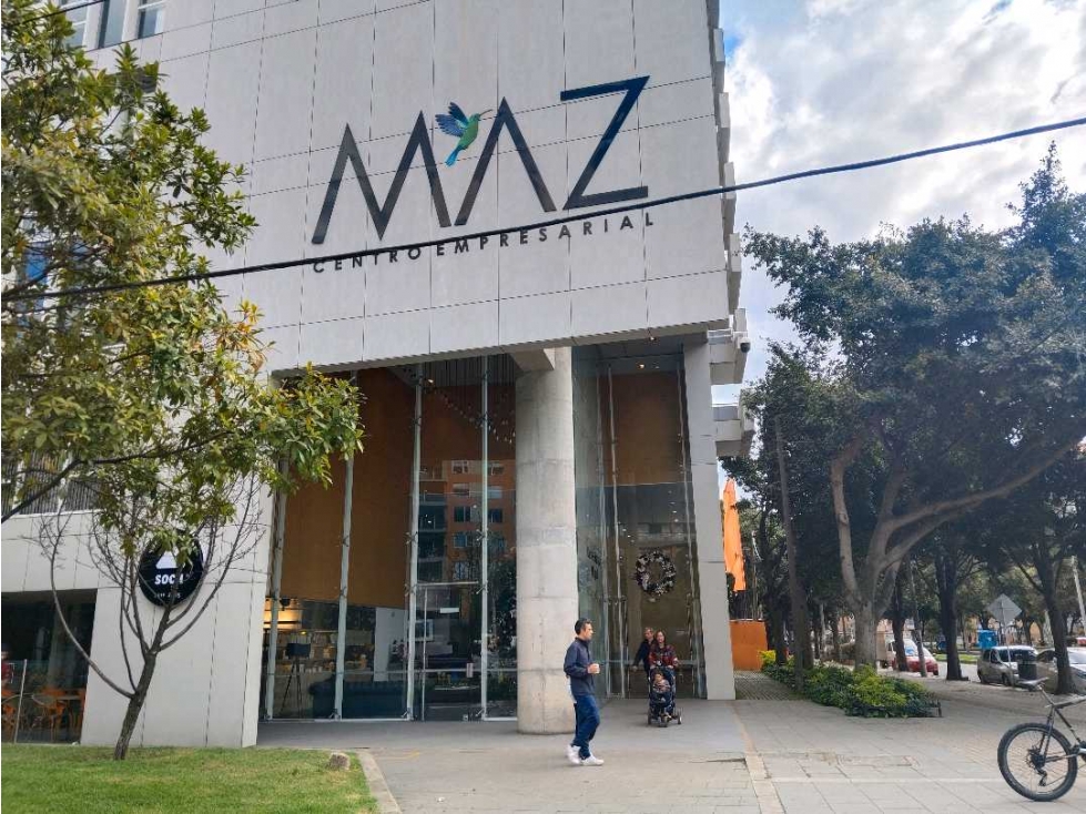 Arriendo oficina en Mazuren