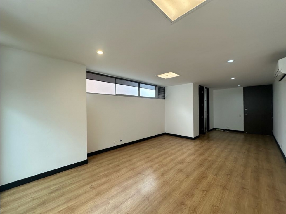 Arriendo Oficina en Milla de Oro — foto 4