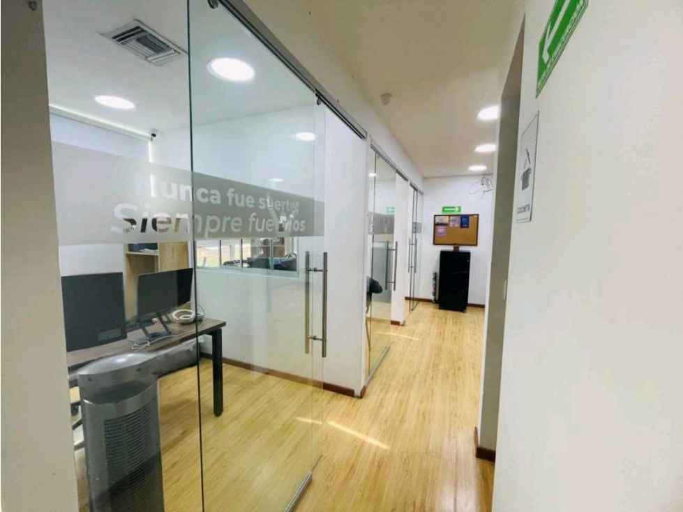 ARRIENDO OFICINA GRANDE EN SABANETA. CENTRO EMPRESARIAL - 4
