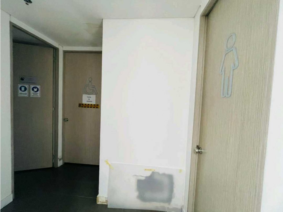 ARRIENDO OFICINA EN SABANETA. CENTRO EMPRESARIAL — foto 5
