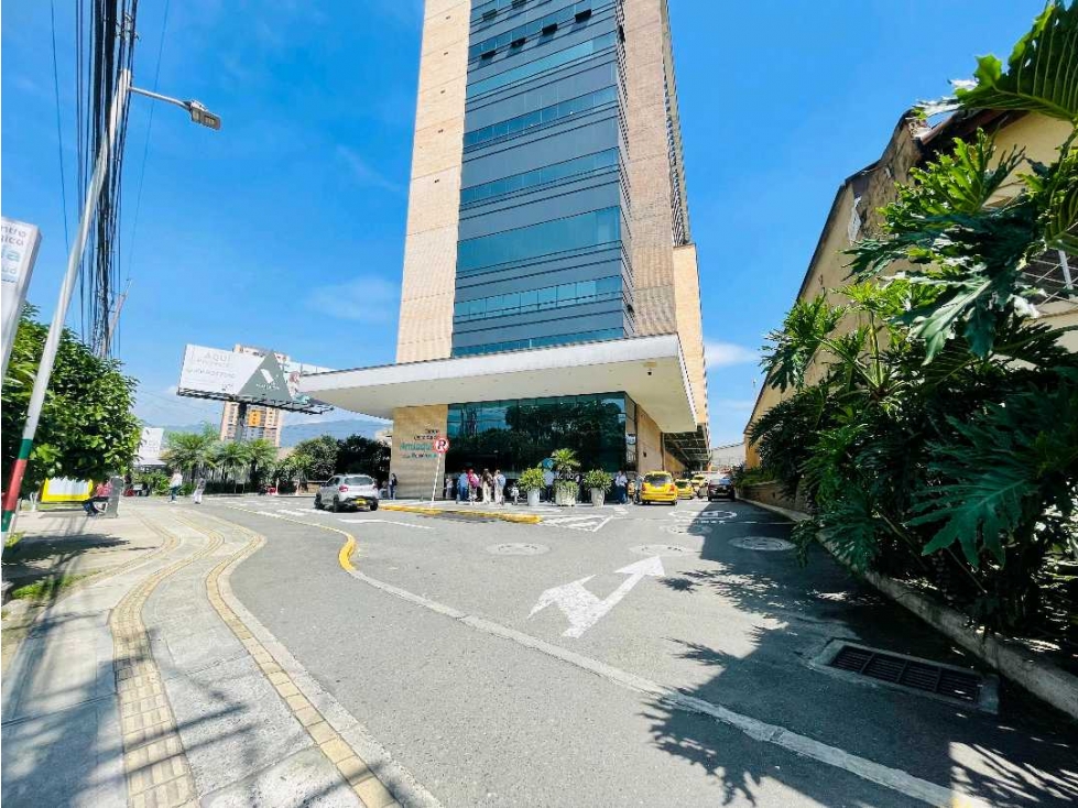 ARRIENDO OFICINA PARA CONSULTORIO. ENVIGADO - 1