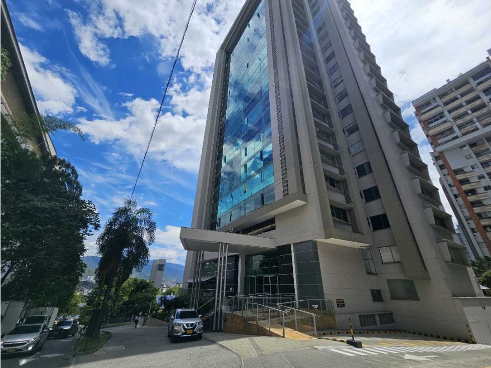 ARRIENDO OFICINA POBLADO
