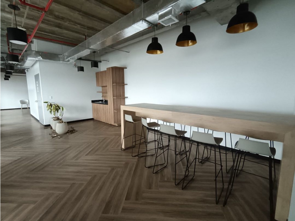 Arriendo oficinas avenida el Dorado 431M2