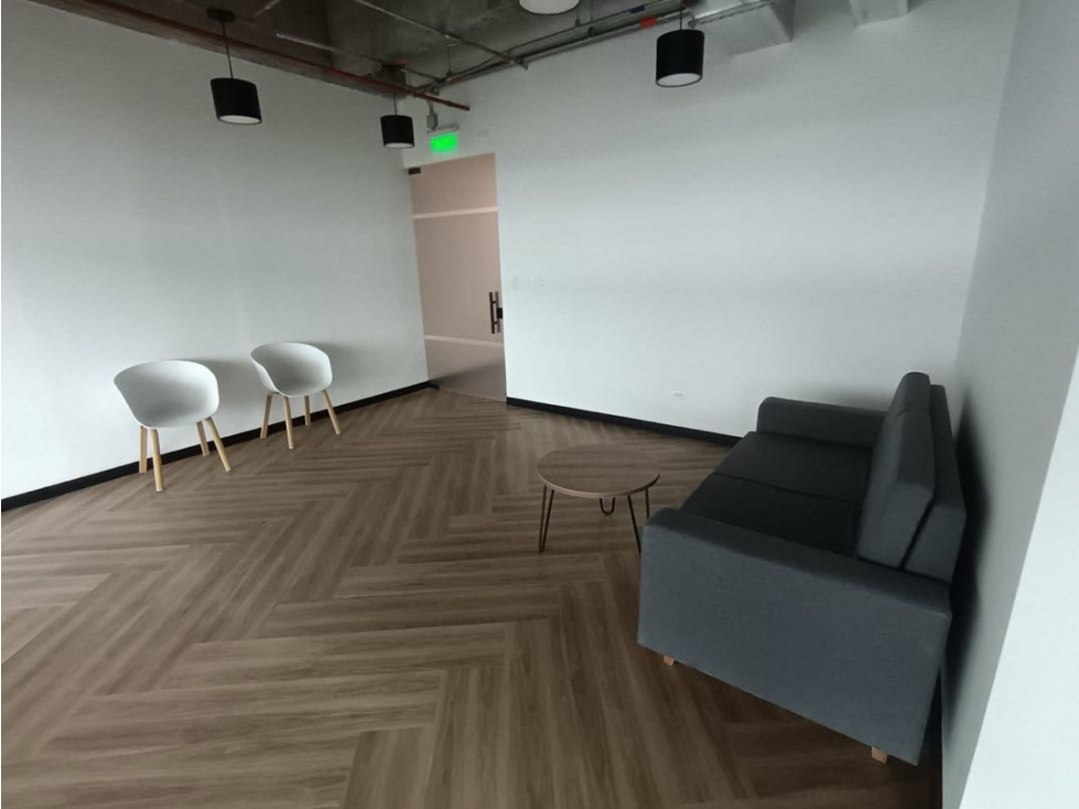 Arriendo oficinas avenida el Dorado 627M2