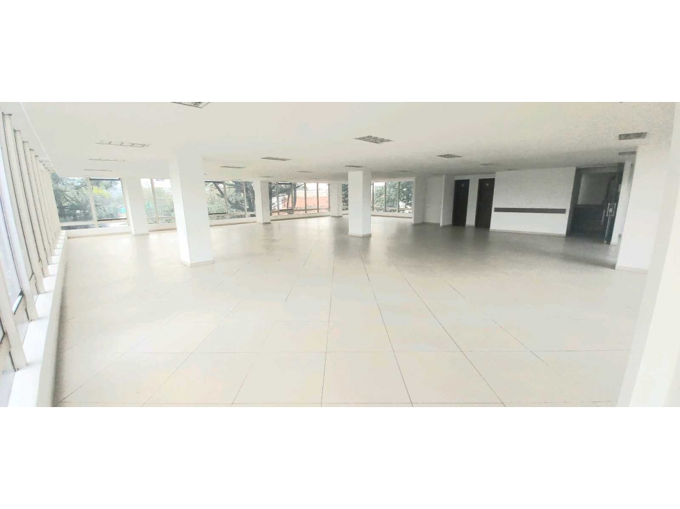 ARRIENDO OFICINAS CALLE 26