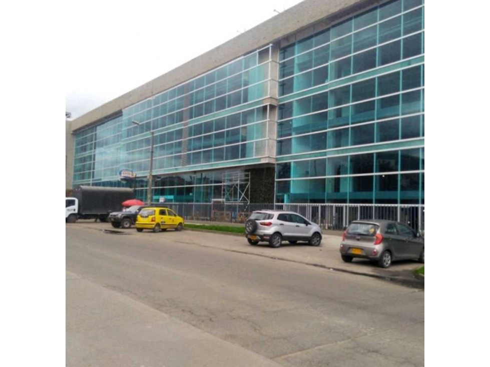 ARRIENDO OFICINAS CALLE 26.MEGAPORT — foto 2