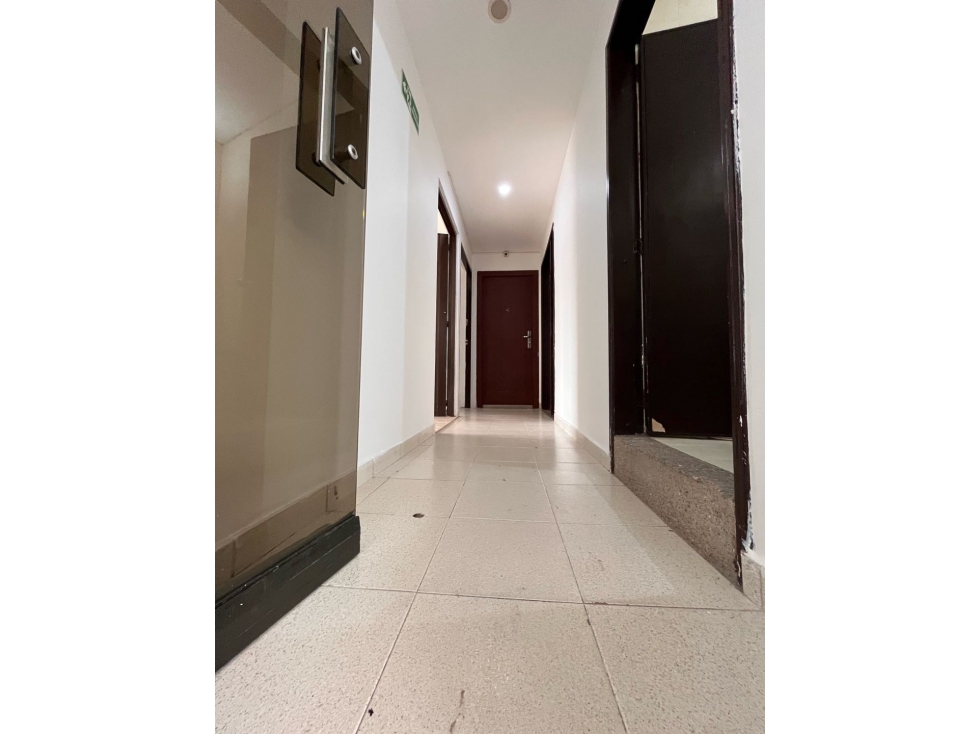 Arriendo Oficinas Edificio Casa Toro Renault - 6