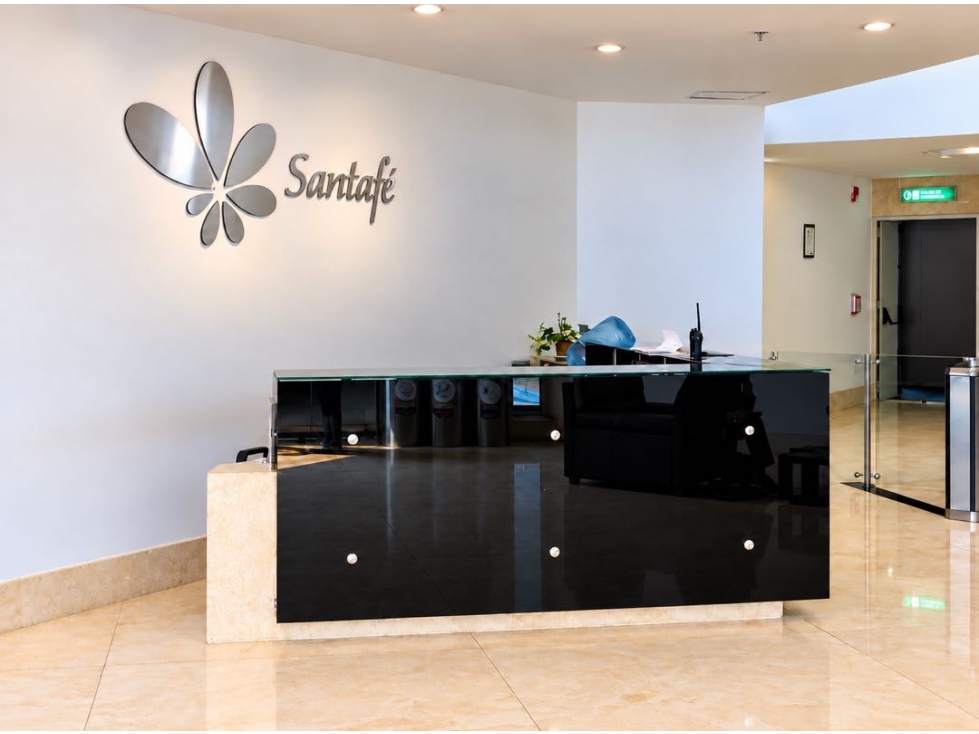 Arriendo oficinas en Centro comercial Santa Fe — foto 2