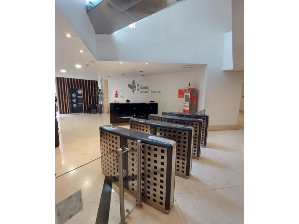 Arriendo oficinas en Centro comercial Santa Fe — foto 3