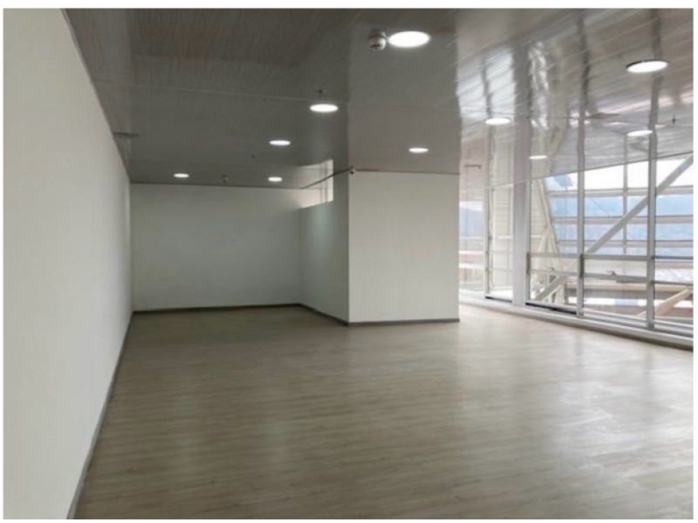 Arriendo oficinas en Centro comercial Santa Fe — foto 6