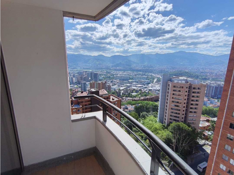 Arriendo poblado loma del indio,3 alcobas,3 baños,parqueadero privado — foto 2