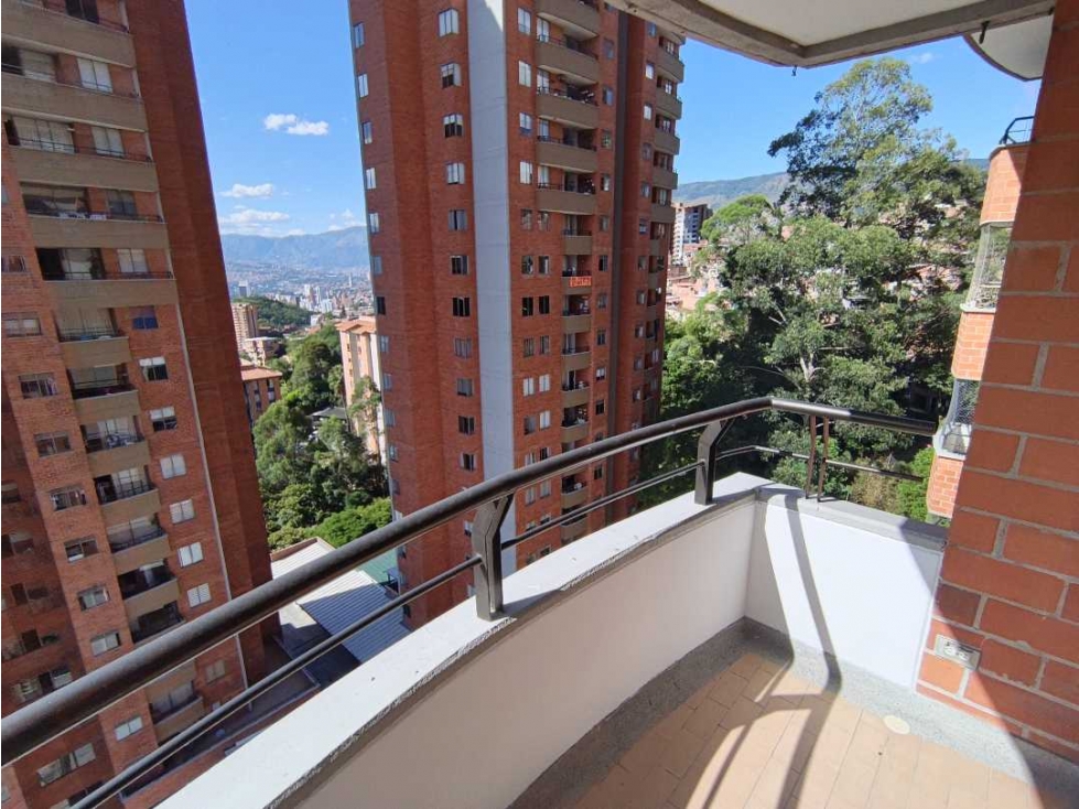 Arriendo poblado loma del indio,3 alcobas,3 baños,parqueadero privado — foto 5