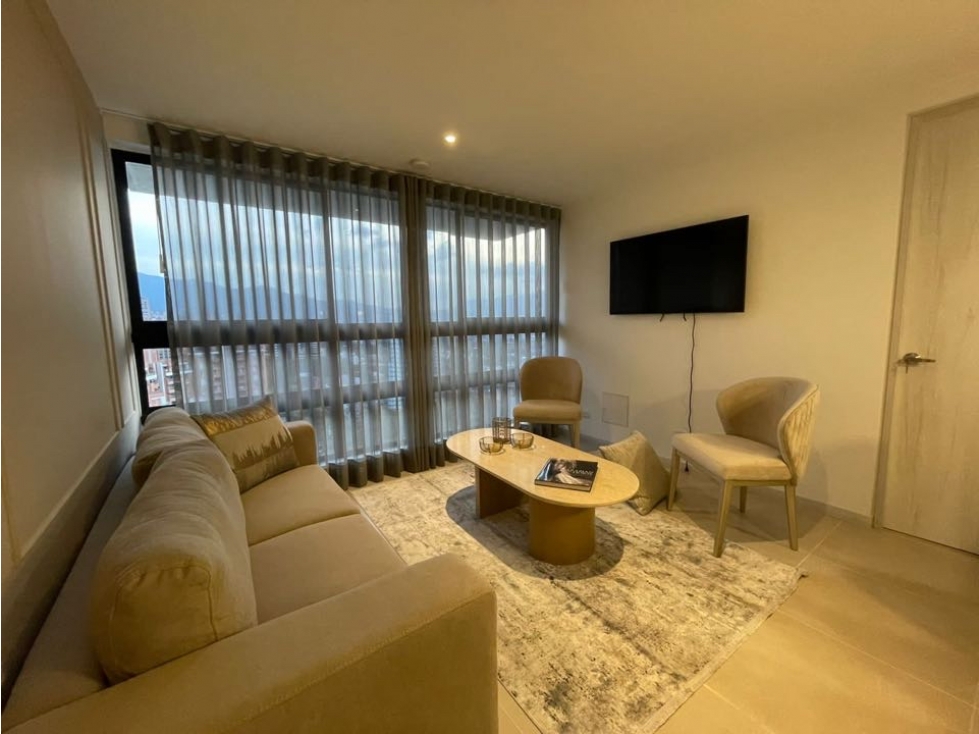 Arriendo amoblado mes / venta apartamento poblado loma de televida