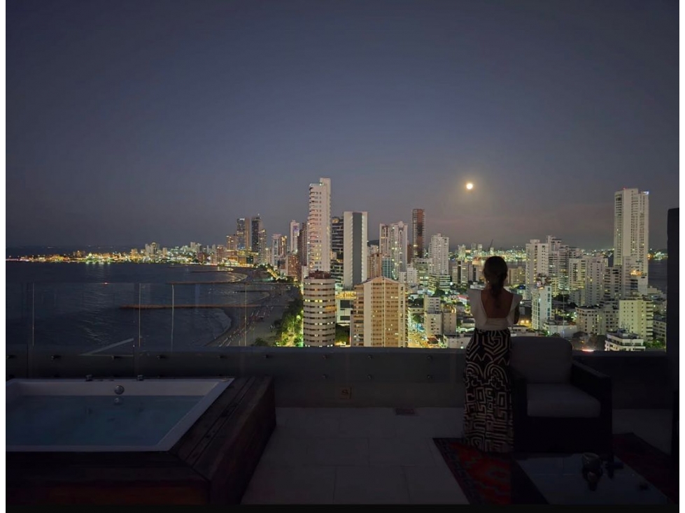 Arriendo por temporadas o vendo espectacular apartamento en Cartagena