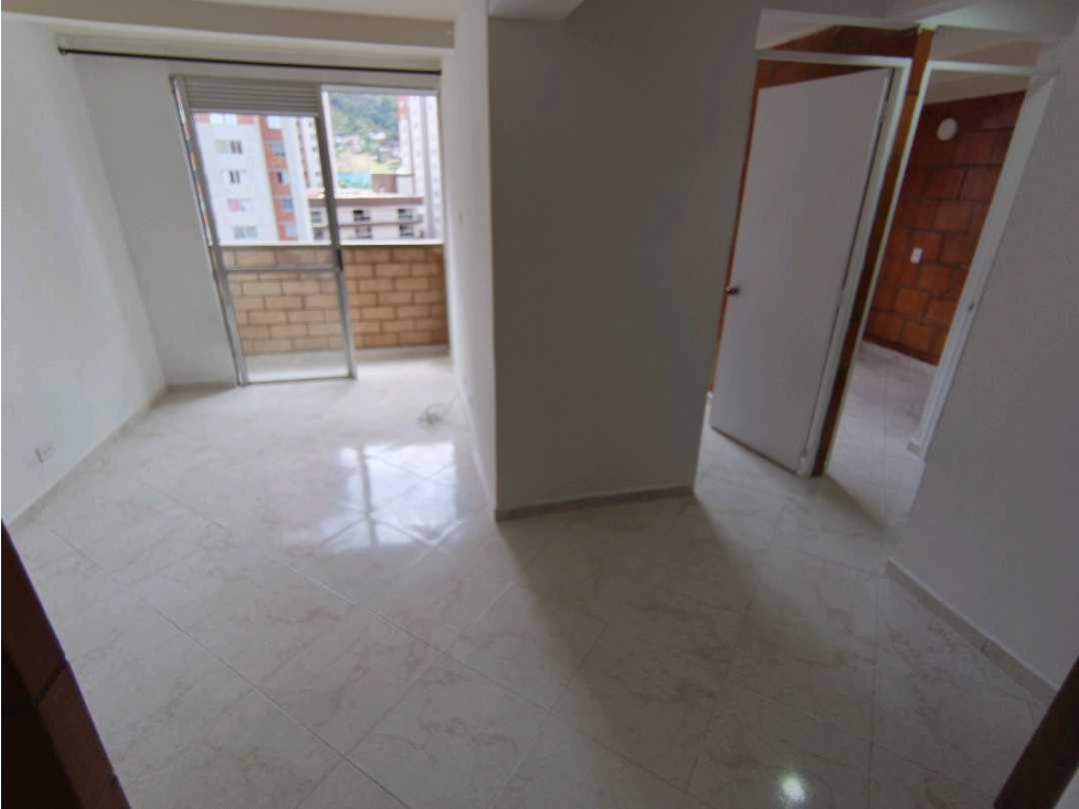 Arriendo robledo unidad luna del valle ,parqueadero privado,3 alcobas — foto 2