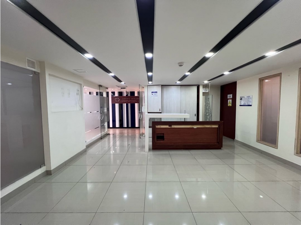 ARRIENDO ROSALES OFICINA 548mts $35 M