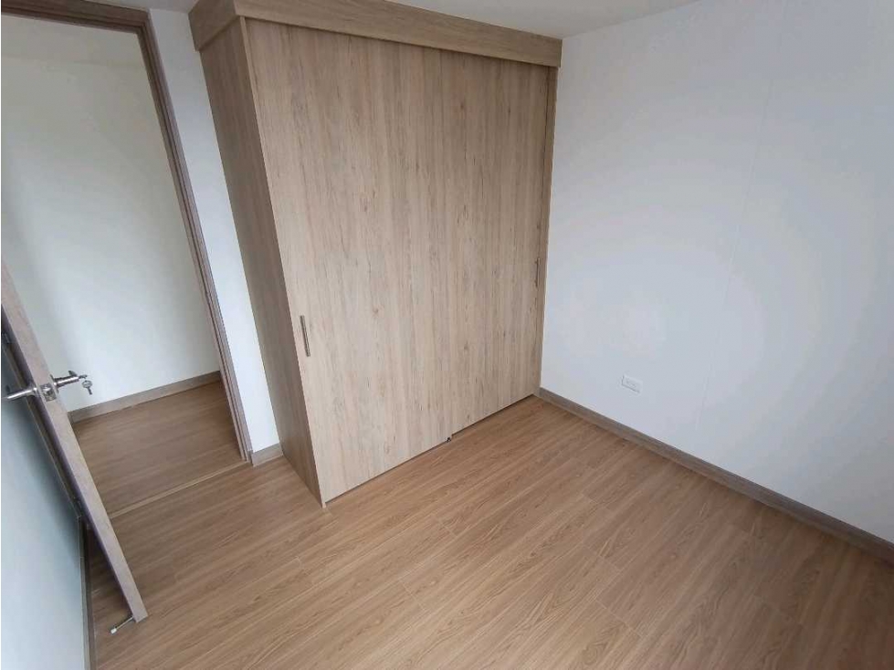 Arriendo para estrenar sabaneta loma de san jose parte baja - 5