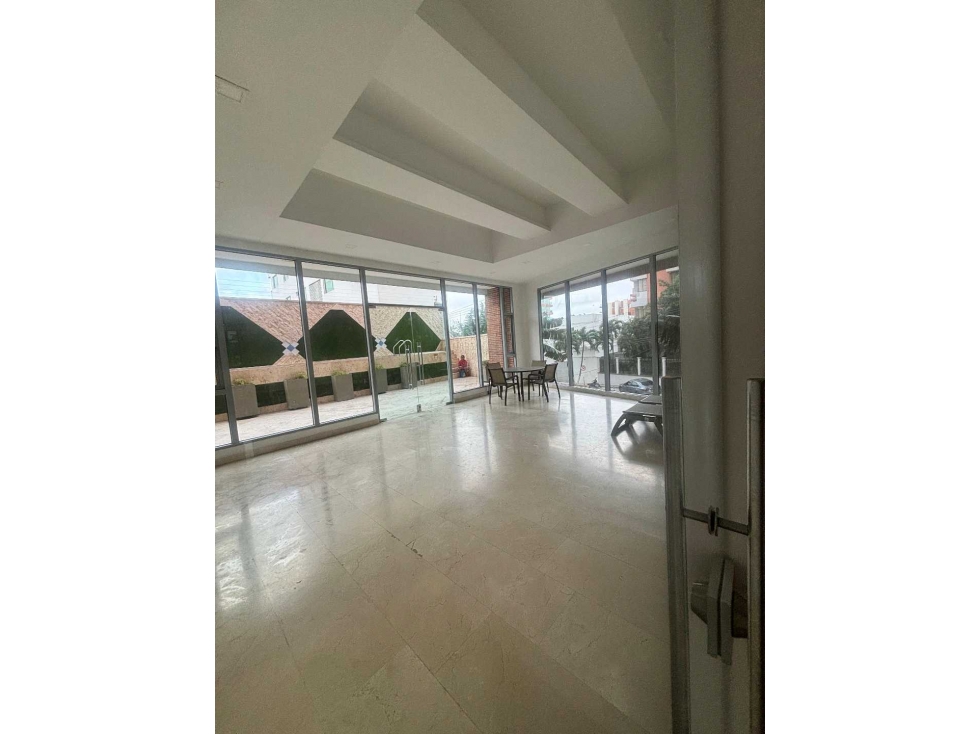 ARRIENDO / VENDO APARTAMENTO EN RIOMAR — foto 2