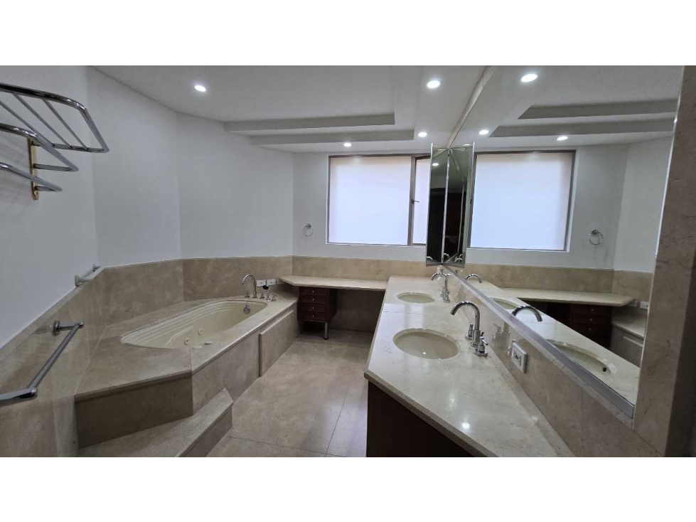 ARRIENDO APARTAMENTO 320m2 Terraza y Balcón Club House REFUGIO — foto 6