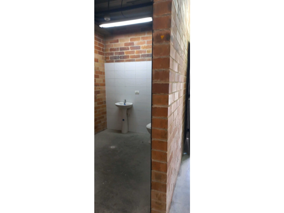 ARRIENDO.BODEGA.SIBERIA CALLE 80 PARQUE INDUSTRIAL - 5