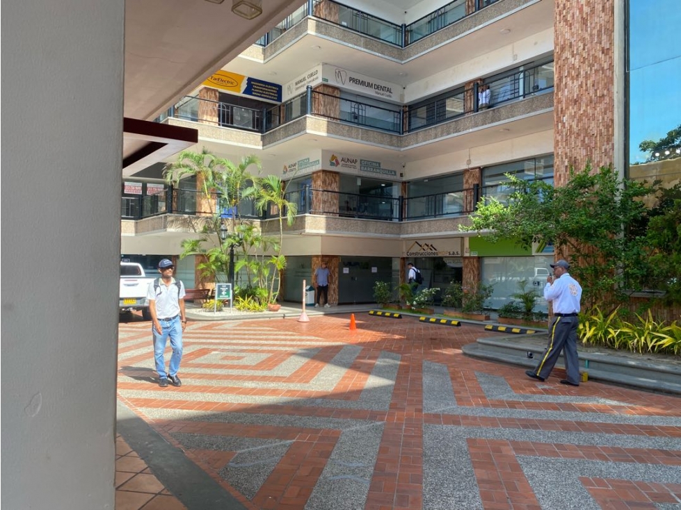 Arriendo excelente local en Alto Prado