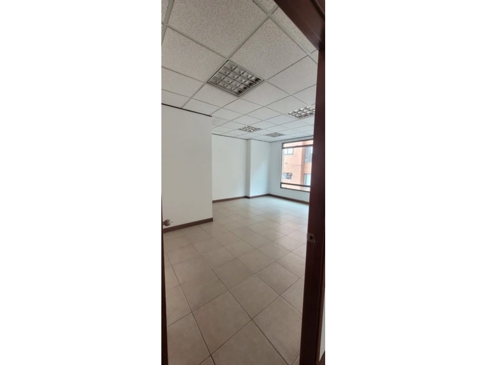 ARRIENDO/VENDO OFICINA CHICO — foto 5