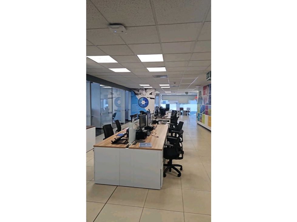 ARRIENDO-VENDO OFICINAS CHICÓ — foto 4