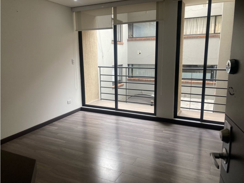 ARRIENDO-VENTA APARATAESTUDIO EN BELMIRA-CEDRITOS — foto 3