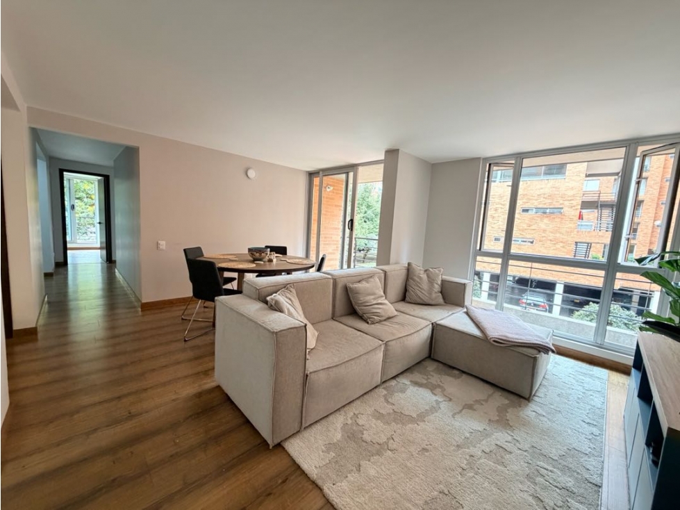 ARRIENFO APARTAMENTO REMODELADO EN CONJUNTO CERRADO EN BELMIRA — foto 3