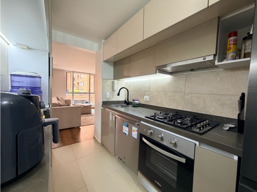 ARRIENFO APARTAMENTO REMODELADO EN CONJUNTO CERRADO EN BELMIRA — foto 5