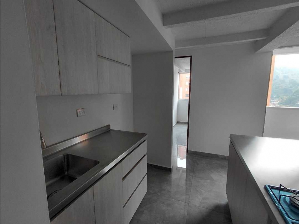 ARRIENDO APARTAMENTO EN ROBLEDO PAJARITO — foto 2