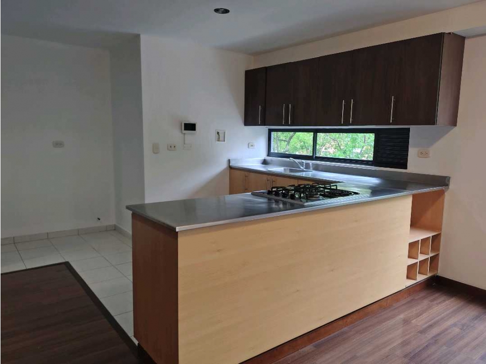 ARRIIENDO APARTAMENTO EN ENVIGADO SECTOR ZUÑIGA — foto 2
