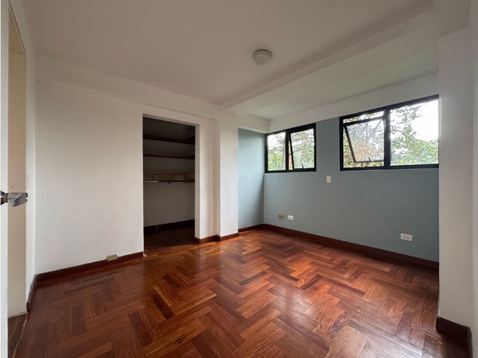Arrriendo acogedor apartamento duplex 1 hab más oficina sector ces — foto 5