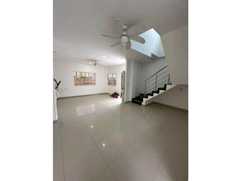 Casa moderna en venta o arriendo , Monteverde — foto 2