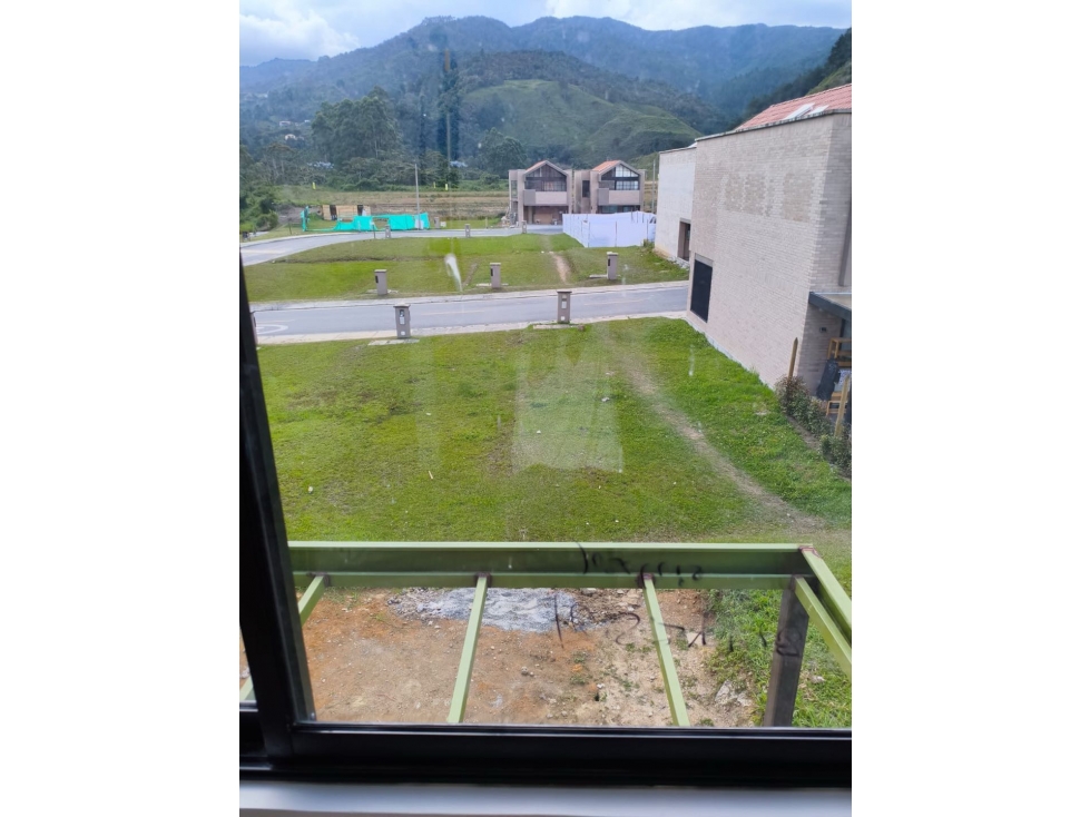 Atractivo lote en El Retiro sector La Argentina en unidad cerrada — foto 4