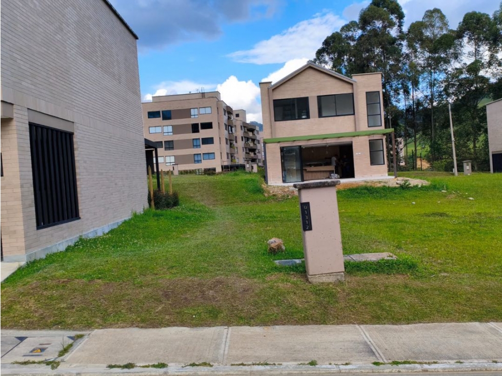 Atractivo lote en El Retiro sector La Argentina en unidad cerrada — foto 6