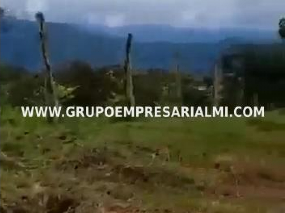 ATRACTIVO LOTE EN VENTA - SECTOR LOMA HERMOSA COD: 30398 - 6