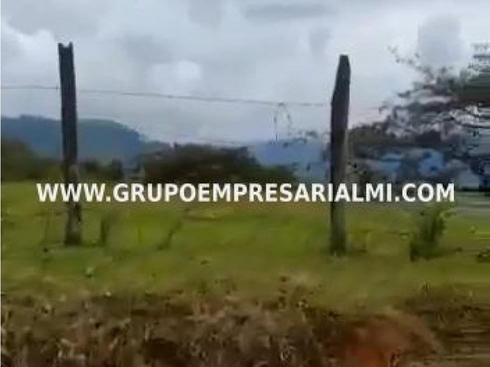 ATRACTIVO LOTE EN VENTA - SECTOR LOMA HERMOSA COD: 30398 - 5