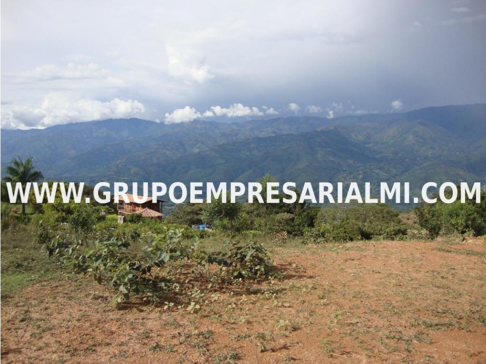 ATRACTIVO LOTE EN VENTA - SECTOR LOMA HERMOSA COD: 30398 - 2