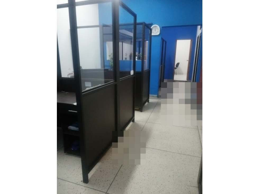 AV 4 N 26 16 18 — foto 3