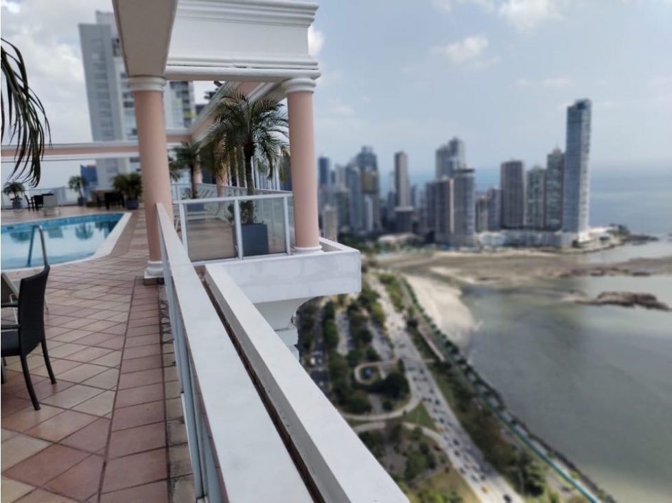venta de apartamento en Ave. Balboa