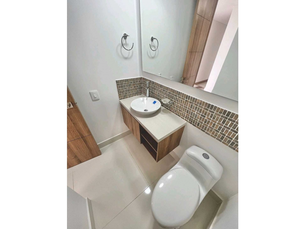 VENTA DE APARTAMENTO EN ALTOS DE CIUDAD JARDIN, SUR DE CALI 225. — foto 2