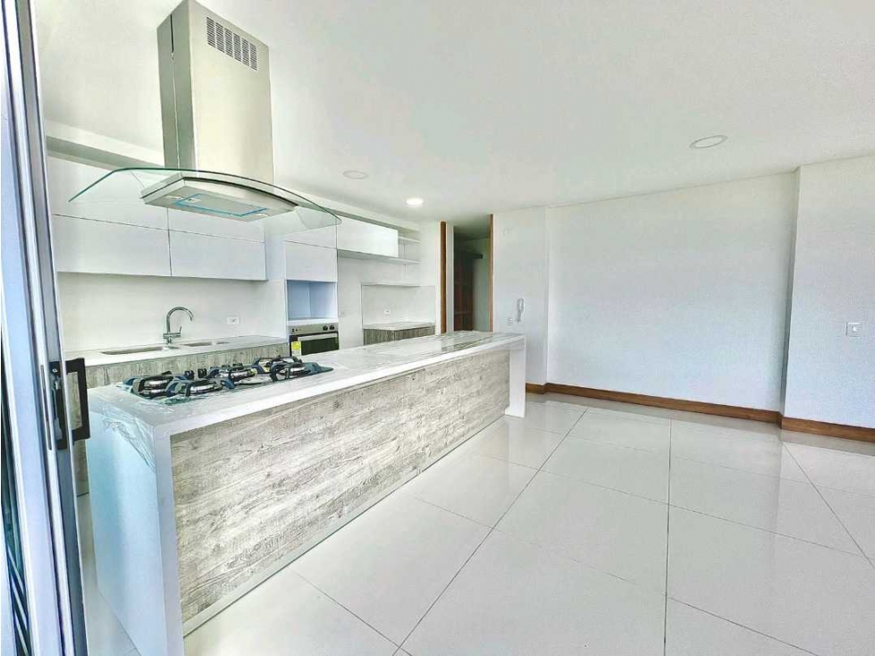 VENTA DE APARTAMENTO EN ALTOS DE CIUDAD JARDIN, SUR DE CALI 225.